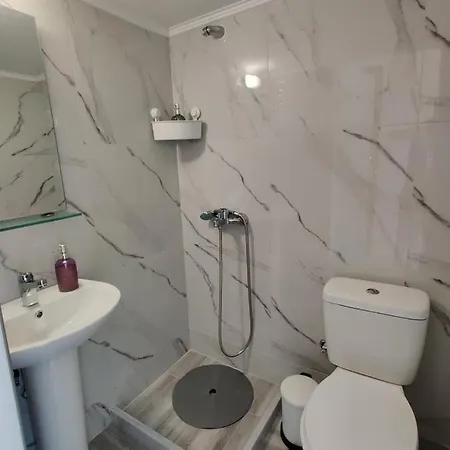 Eva Apartment Néa Péramos