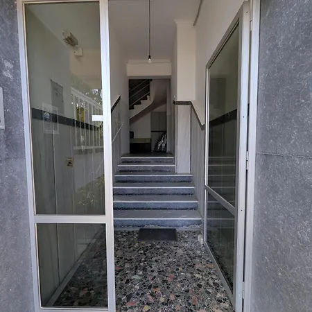 Eva Apartment Néa Péramos