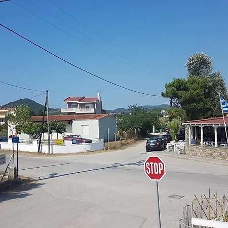 Eva * Nea Peramos (Macedonia)